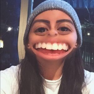 Meet your Posher, Gaby